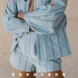 NWT Doen blue striped shorts